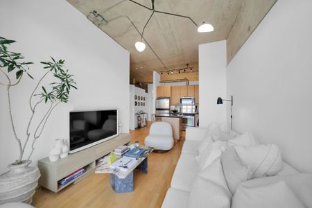For Lease - 955 Queen Street Unit# 407, Toronto, Ontario - Photo 2