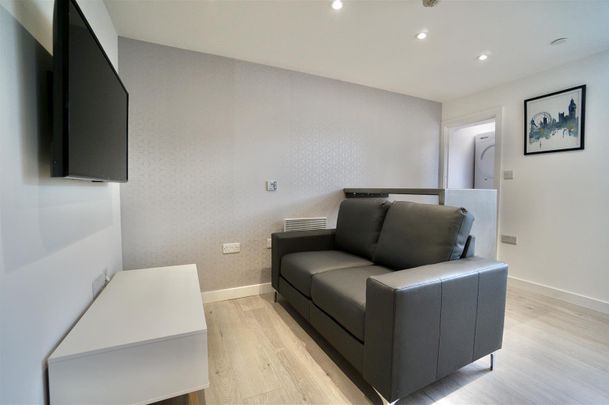 Apartment 1, 14 Deiniol Road - Photo 1