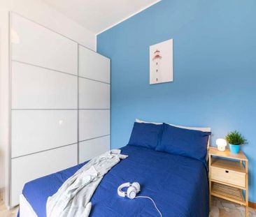 Via Bir Acheim, Milan, Lombardy 20157 - Photo 5