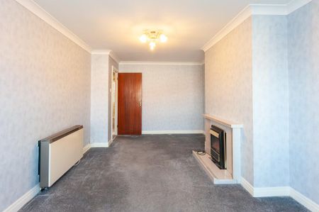 2 bedroom semi-detached bungalow to rent - Photo 3