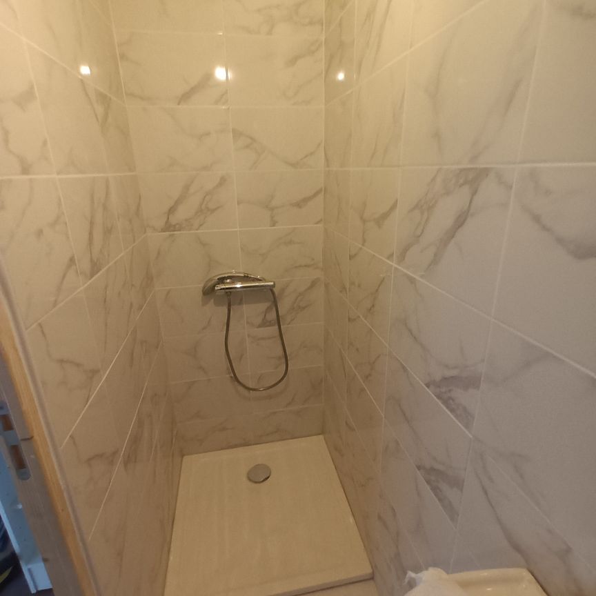 Location Appartement 2 pièces 24m² VILLENEUVE LE ROI 94290 - Photo 1