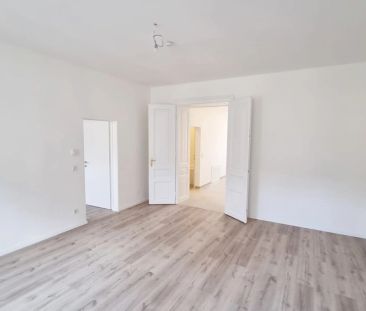 renovierte 82m² große Altbauwohnung im 7. - Foto 2