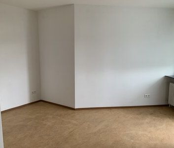 Kunststoffisolierglasfenster und Balkon! - Foto 1