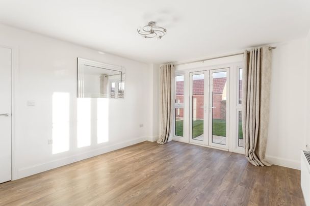 4 bedroom detached house to rent - Photo 1