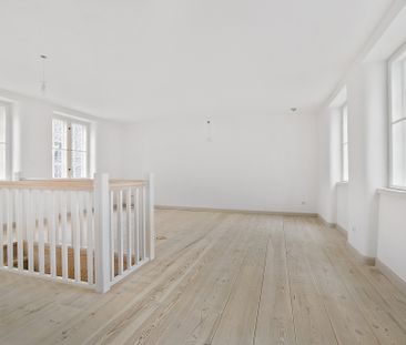 Spændende lejlighed i to plan i imponerende ejendom - Photo 6