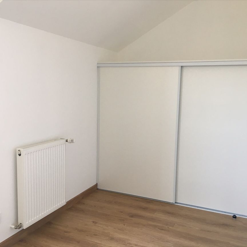 Location Maison 4 pièces 74m² - Photo 1