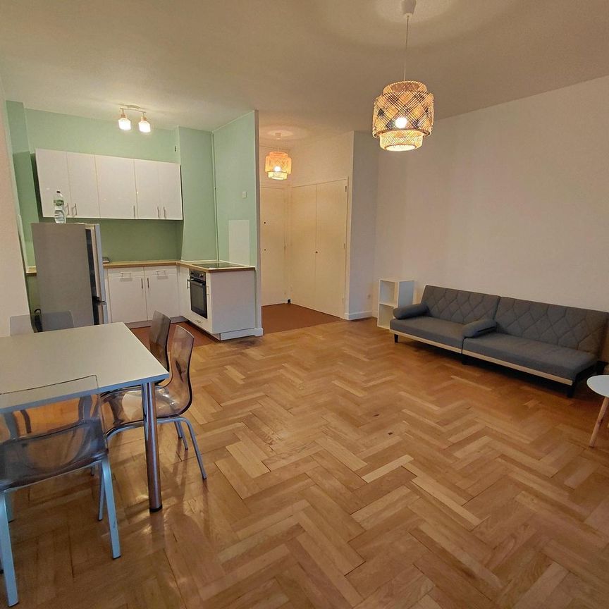 Location Appartement 2 pièces 51m² STE FOY LES LYON 69110 - Photo 1