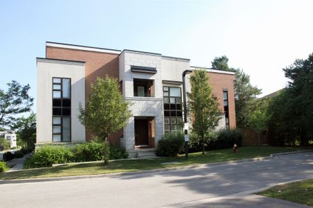 For Lease - 52 Causland Lane, Richmond Hill, Ontario - Photo 3