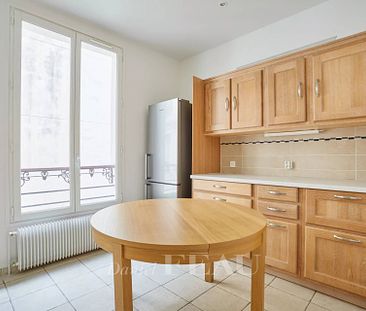 Location appartement, Paris 7ème (75007), 5 pièces, 117.64 m², ref 83969506 - Photo 1