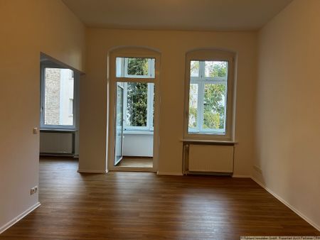 Schicke Altbauwohnung im östl. Ring - Foto 4