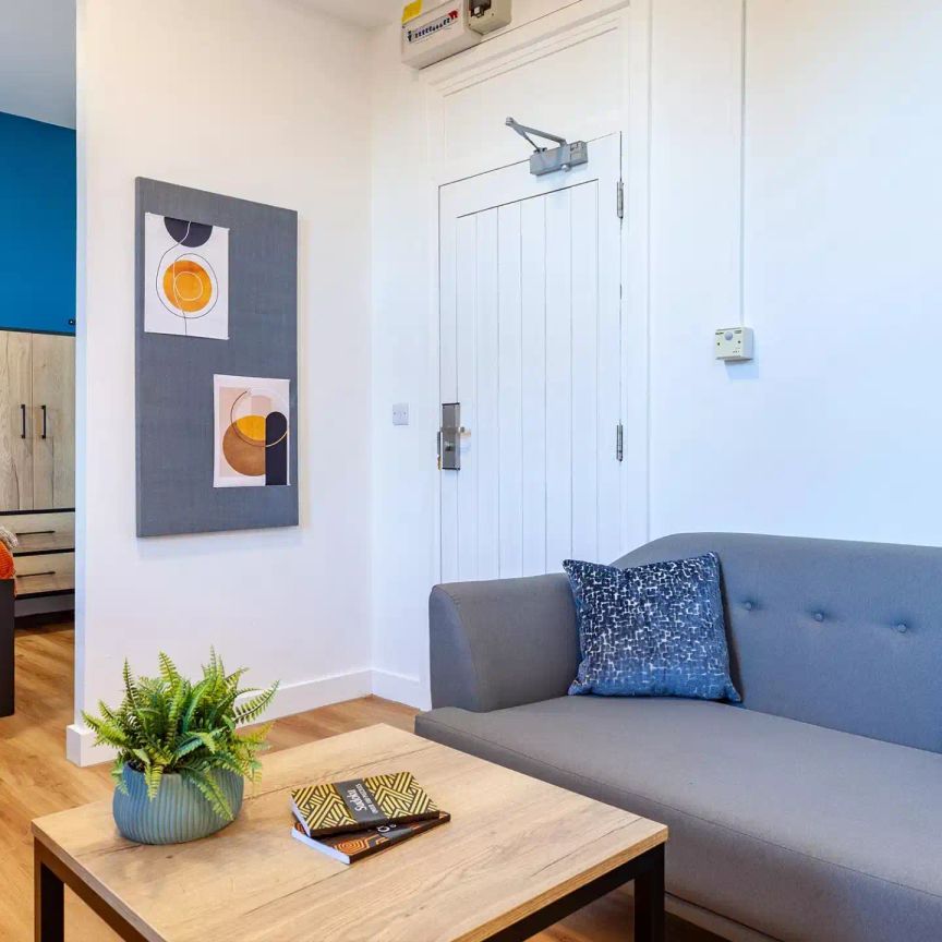 Premium 1 Bed - Photo 1