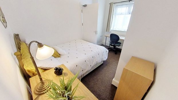 To Rent - Garden Lane, Chester, Cheshire, CH1 From £120 pw - Photo 1