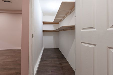 For Lease - 3062 Janice Drive, Oakville, Ontario - Photo 5