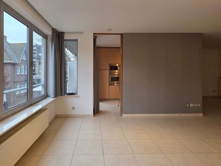 Ruim appartement in het centrum van Aalter - Photo 3