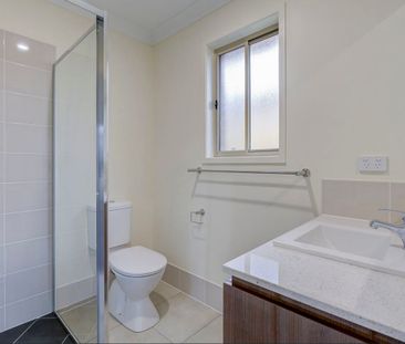 SPACIOUS FAMILY HOME WITH SOLAR - Photo 5