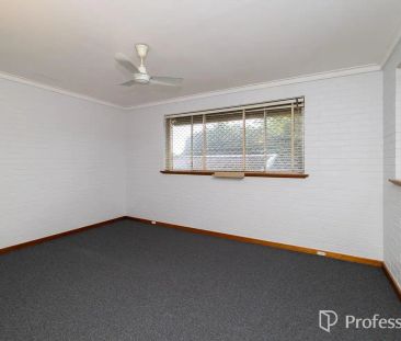 9 Seventh Road, Armadale WA 6112 - Photo 3