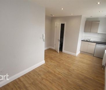 Studio to rent - Photo 4