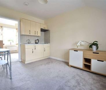 Cannon Lane, Maidenhead, Berkshire, SL6 - Photo 3