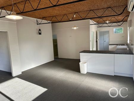 Open the Door To Coastal Calm in the Heart of Goolwa - Photo 3