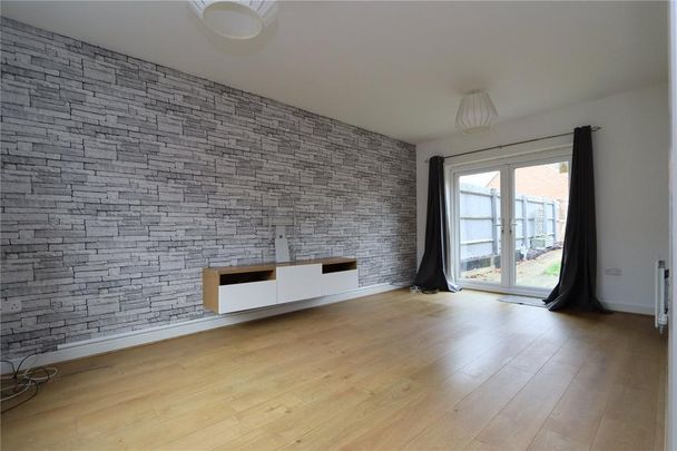 4 bedroom terraced house to rent - Photo 1