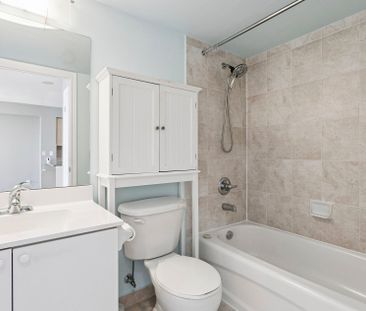 For Lease - 7 North Park Road Unit# 1202, Vaughan, Ontario - Photo 2