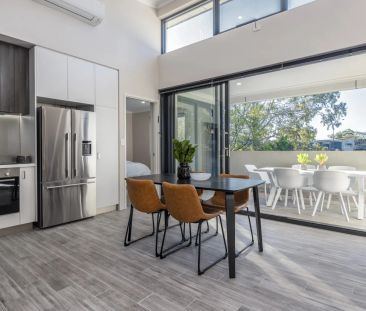 Luxury Furnished Apartment - Photo 5