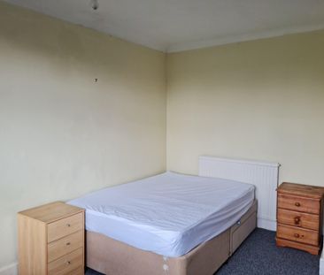 WINTON Student House *** Edgehill Road *** - SEE VIDEO TOUR - Photo 6