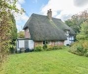 3 bedroom cottage to rent - Photo 2