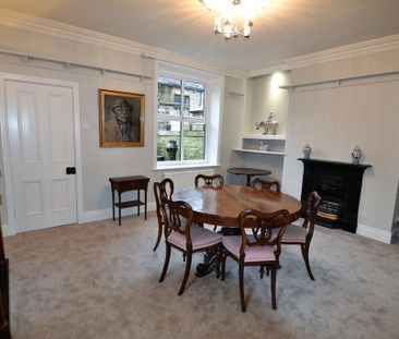 3 bedroom end of terrace house to rent - Photo 4