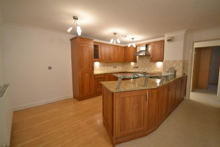 2 bed Apartment for Rent - Photo 4