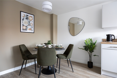 3 bedroom semi-detached house to rent - Photo 2