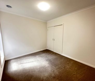 Modern 3-Bedroom Home with Garage in Growing Mambourin Community - Photo 3