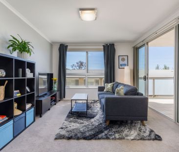 Crestwood Apartment Living - Photo 2