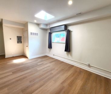 For Lease - 998 Bloor Street Unit# 3, Toronto, Ontario - Photo 6