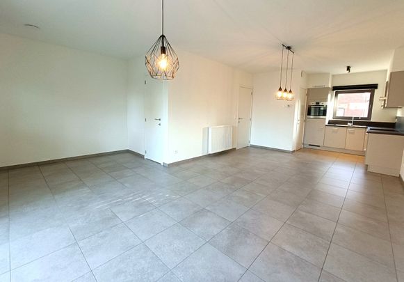 RECENTE WONING MET TUIN EN CARPORT - Foto 1