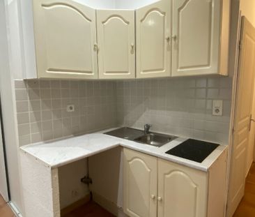 T1 BIS 35 m² - Salon de Provence proche gare - Photo 2