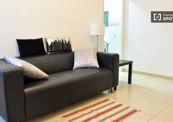 Via Favència, Barcelona, Catalonia 08042