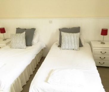 2 bedroom barn conversion to rent - Photo 1