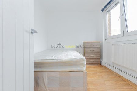 3 bedroom flat to rent - Photo 5