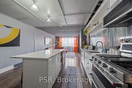 1537 Eglinton Avenue W #C - Photo 2