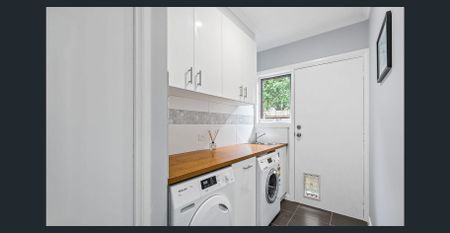 Modern low maintenance living in a prime location. - Photo 5