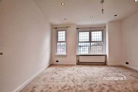 3 bedroom terraced to rent - Photo 4