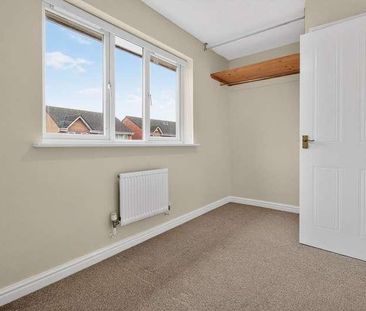 Hind Close, Pengam Green, Cardiff, CF24 - Photo 4