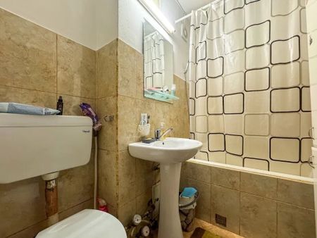 Apartament cu 1 camera, decomandat, zona Tatarasi - Fotografie 2