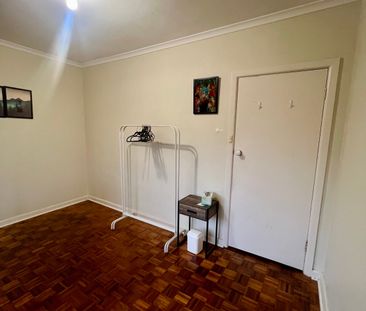 St Kilda East - Photo 1