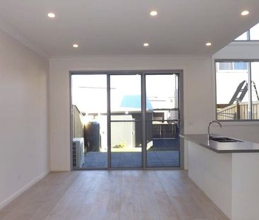 Modern Family Home in the Popular Hermitage Estate! - Photo 6