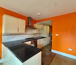 Canterbury Road, Margate, CT9 5DF, Kent - Photo 2