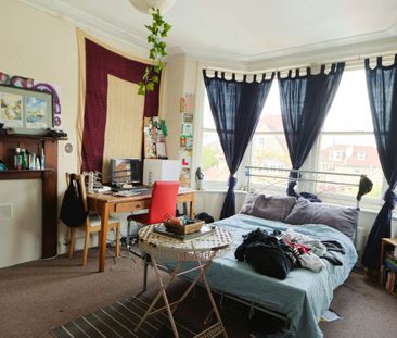 1 Bedroom Home – Medium Let - Photo 3