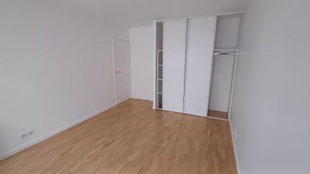 location Appartement F4 DE 102.85m² À PARIS - Photo 3