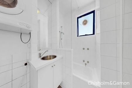 6/25 Foam Street, Elwood VIC 3184 - Apartment For Rent | Domain - Photo 2